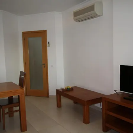 T1 Da Rocha/varandas Do Sol 3 Apartamento *