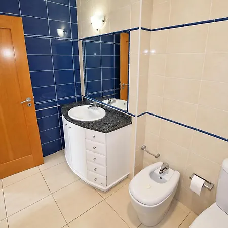 Apartamento T1 Da Rocha/varandas Do Sol 3
